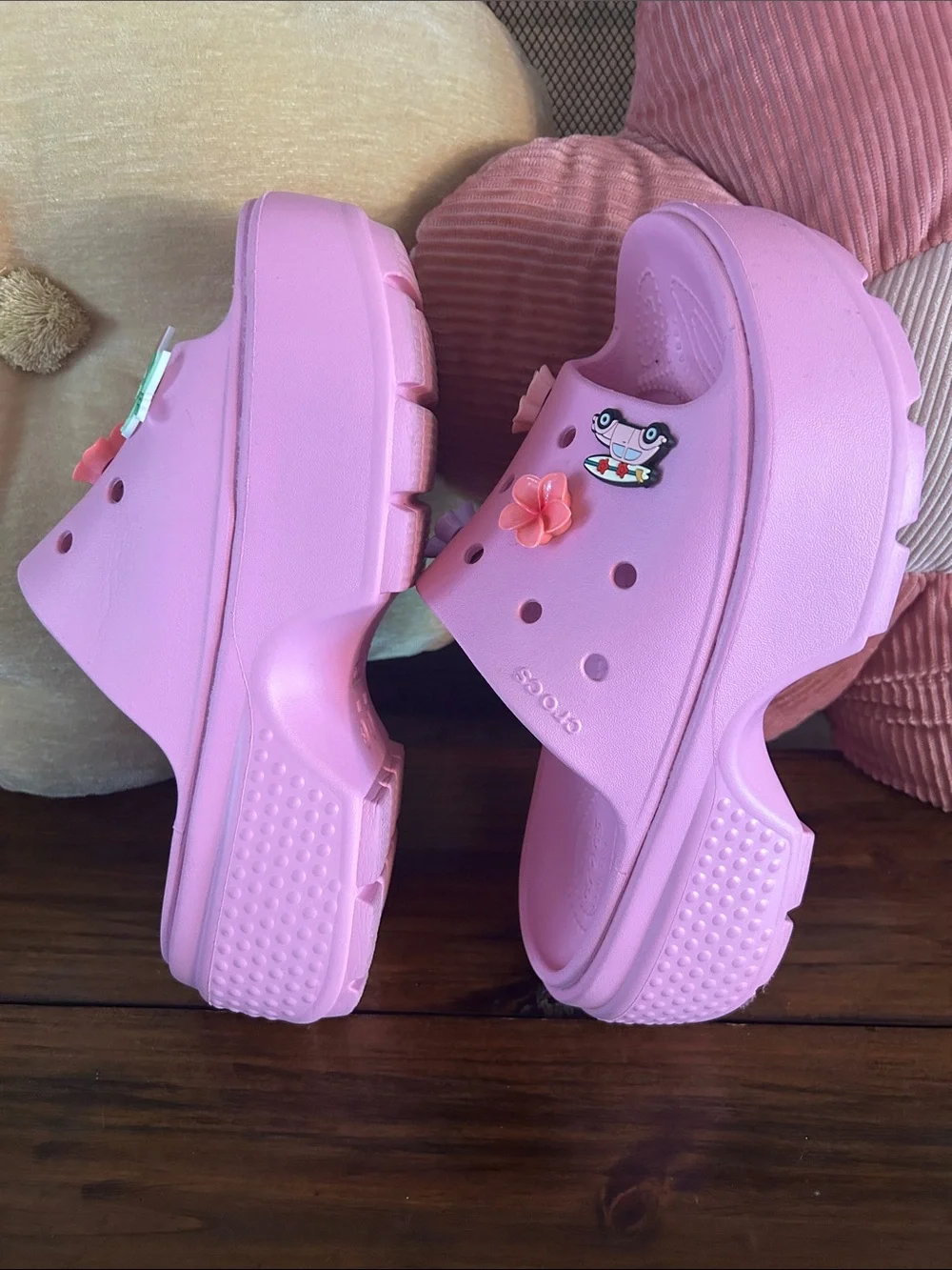 Crocs Pink stomp slides with charms